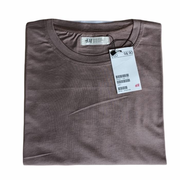 Gambar Kaos T Shirt Polos Oblong H&M Hnm Hm Pria Wanita Unisex Lengan Pendek - Cokelat, all size dari Tokoomdidit undefined Tokopedia