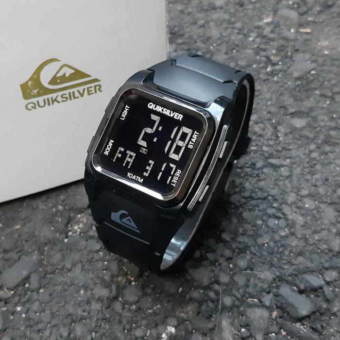Gambar Jam Tangan Pria Digital Quiksilver Kotak - Hitam dari Djarumdetikshop undefined Tokopedia