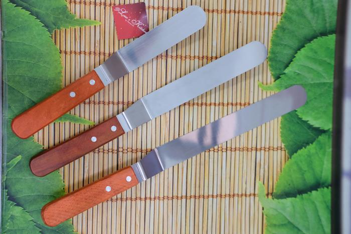 Gambar PISAU POLES - SPATULA STAINLESS BENGKOK - PISAU PALET - 10 dari Law's Kitchen undefined Tokopedia