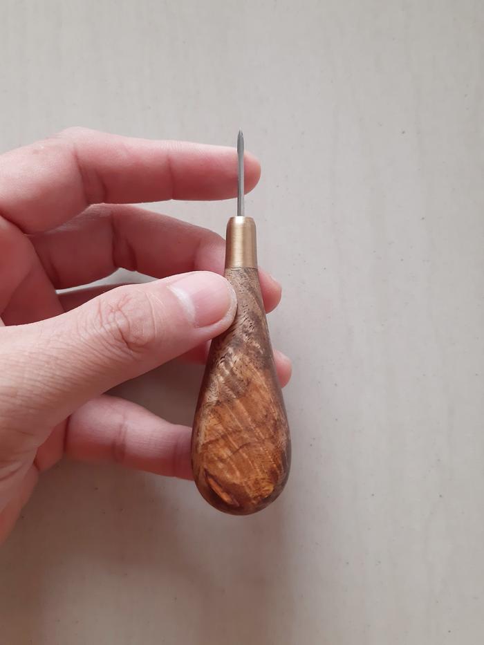 Gambar Leather Awl / Flat Awl / Diamond Awl / Custom Made - Diamond dari LeatherCraftSupply undefined Tokopedia
