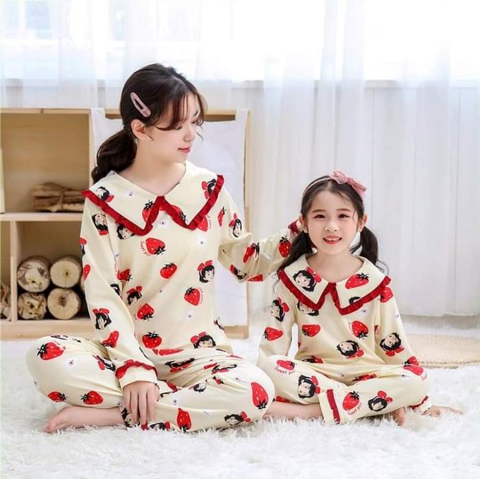Gambar Piyama Couple MOM / SISTER And KIDS KATEGORI I - E-STRWBRRY GIRL, MOM S dari hukkiesbabys undefined Tokopedia