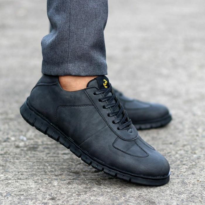 Gambar Sepatu Casual Pria Hitam Doff Sneakers Kantor Santai Modern Original - Hitam, 39 dari CV.ARTHA NIAGA SATYA undefined Tokopedia