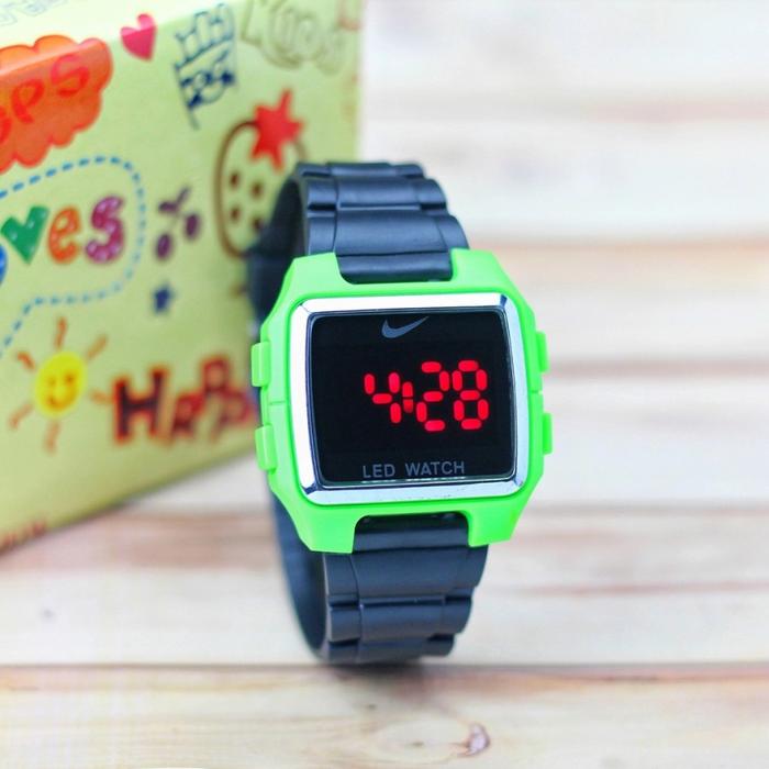 Jual JAM TANGAN TOUCH SCREEN NIKE LED RUBBER Hitam, jam tanpa