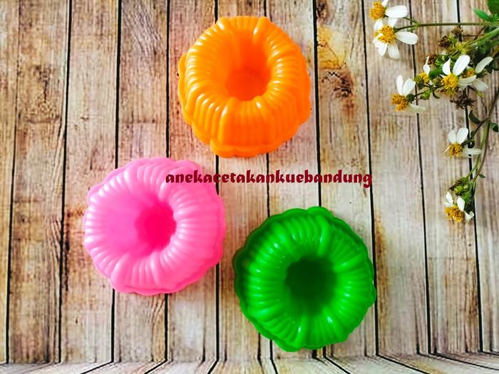 Gambar cetakan bolu kukue kue puding jelly ager-ager bentuk putu ayu - bulat dari Toko Loyang Kue undefined Tokopedia