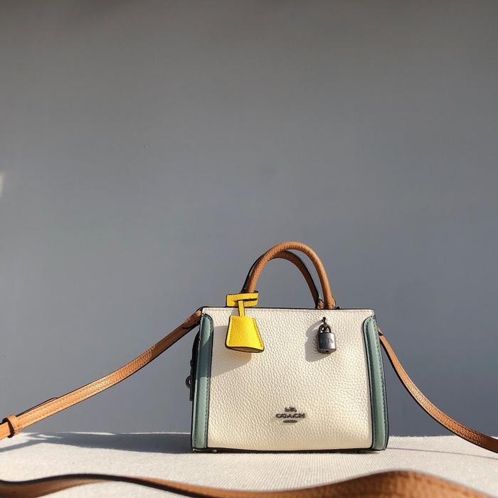 Typing Tutor Gg Marmont Small MatelassÃ© Shoulder Bag Brown Shop