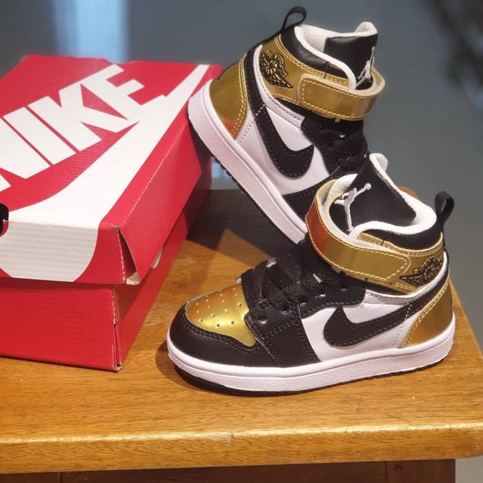 NIKE JORDAN KIDS RETRO HIGH BLACK GOLD BLACK GOLD, 25 di Big Boss  Retail Tokopedia