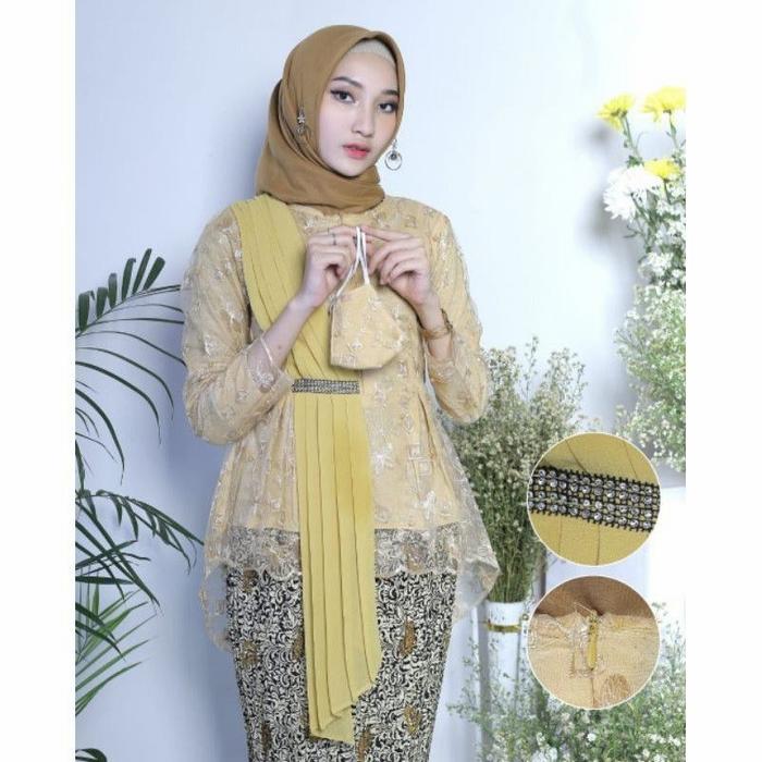 Gambar Atasan Kebaya Amalia Selendang Free Masker / Kebaya Atasan / Kebaya - Gold, M dari Erika.Kebaya undefined Tokopedia