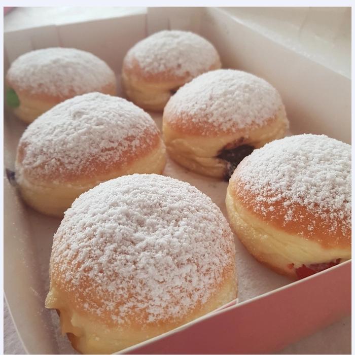 Gambar Donat bomboloni isi 6 dari Donat dan Roti Breadpit undefined Tokopedia