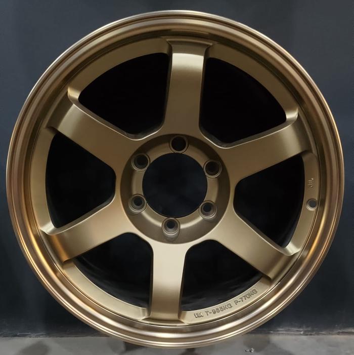 RAYS VOLKRACINGTE37 18×8J +38 6-139.7 2本 RAYS VOLKRACINGTE37 18×8J +38 6-139.7 2本