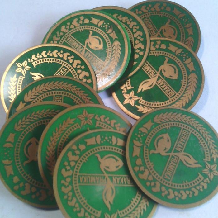 Gambar Pin Tanda Topi Siaga Penggalang Putri Putra Pramuka - Siaga Putri dari Toko Java Seragam undefined Tokopedia