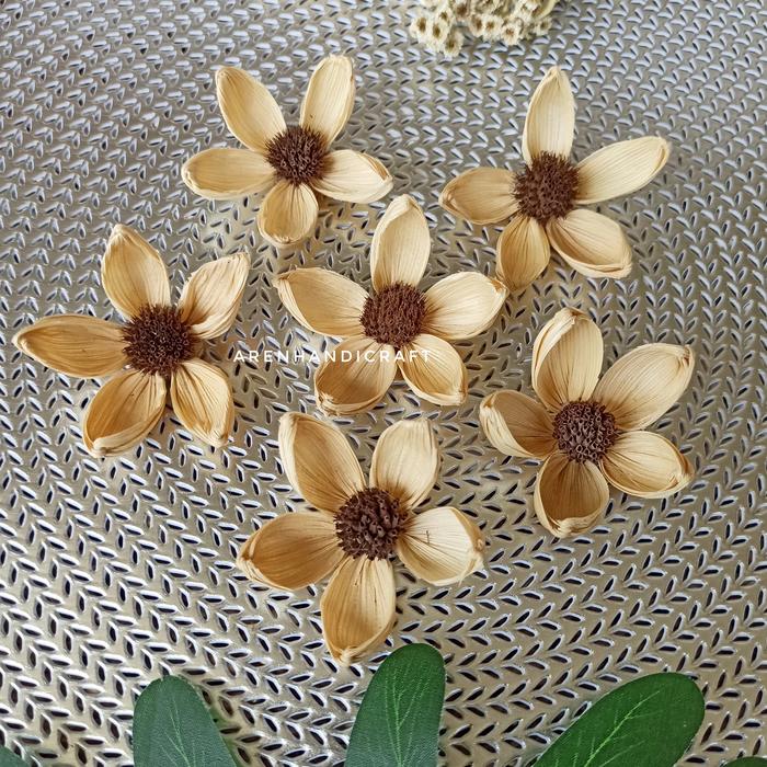 Gambar Bunga klobot jagung warna - Natural dari Aren Handicraft undefined Tokopedia