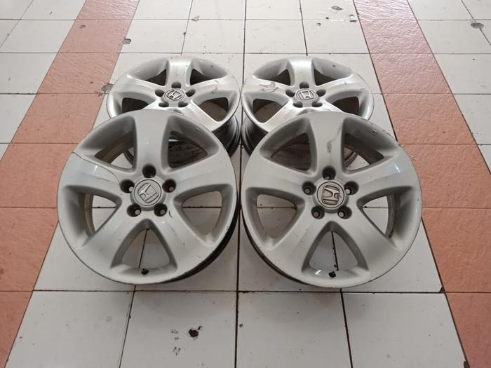 Gambar velg oem ring 17x6,1/2 lubang baut 5x114 copotan crv p5 gen 1 dari Toko Velg Mobil dan Ban Mobil - Pekayon Racing HSR Wheel undefined Tokopedia