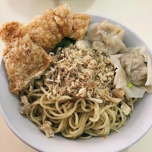 Gambar MIE LEZAT LUNA BANDUNG RICA YAMIEN BASO PANGSIT BASO TAHU GORENG BEST - NON RICA, POLOS dari Sweetwhite Jakarta undefined Tokopedia