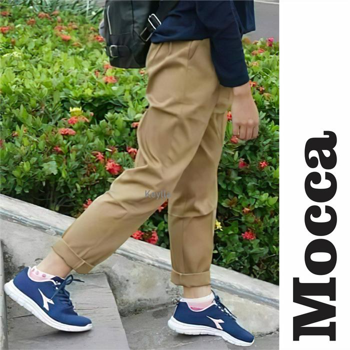 ootd baggy pants mocca