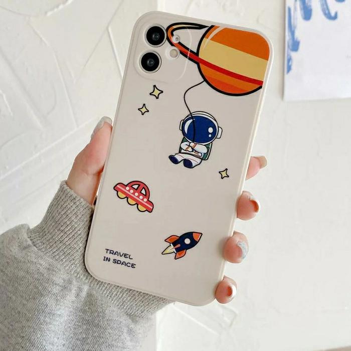 Gambar Soft Case iPhone 13 Mini Pro Max / 12 Mini Pro Max Astronot Casing 13 - Cream, 12 Mini dari White Black undefined Tokopedia