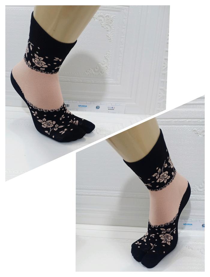 Gambar kaos kaki jempol motif muslimah diatas mata kaki - model 1 dari SAVANA fashions undefined Tokopedia