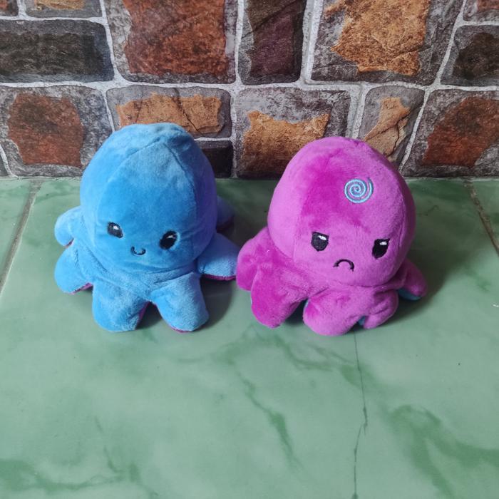 Gambar boneka gurita tiktok viral bolak balik warna warni SNI - Biru-Ungu dari SGO Siliwangi undefined Tokopedia