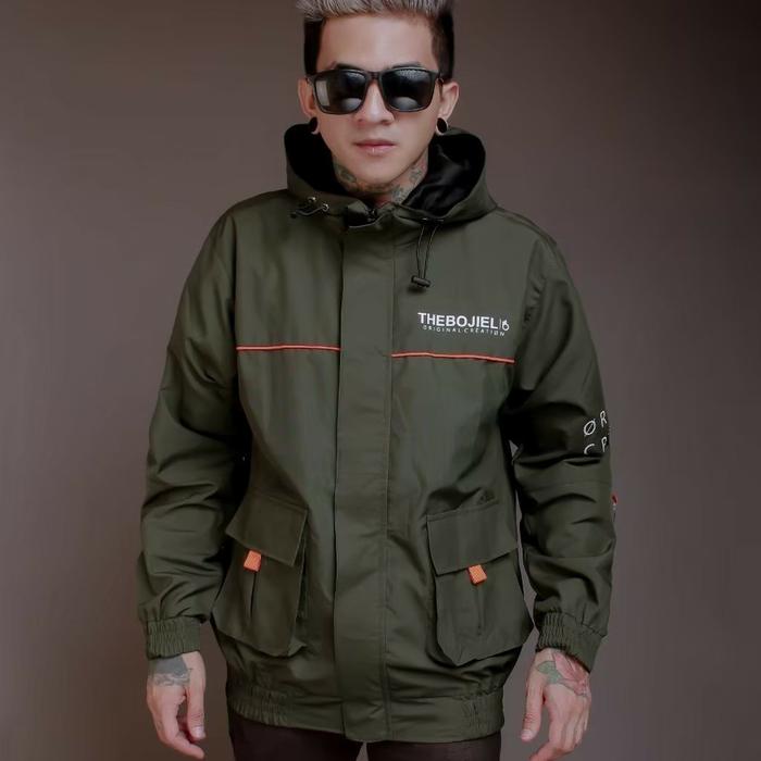 Gambar baju pria jaket parka long - hijau army, L dari RASEKING.ID undefined Tokopedia