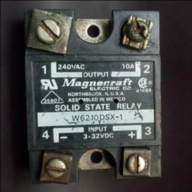 Gambar Solid State Relay SSR 10A - Merah dari PANLIST undefined Tokopedia