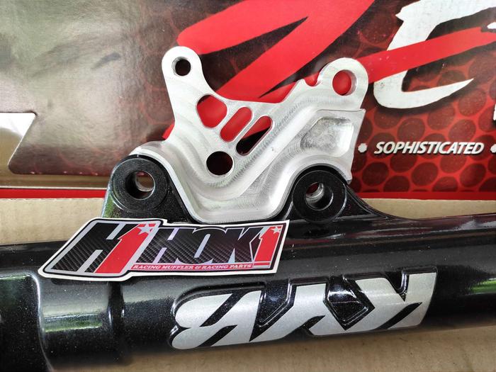 Gambar Breket Bracket Dudukan Kaliper Ninja Tiger Rcb Nissin Shock Kyb Vixion dari Theo Hoki Jaya undefined Tokopedia