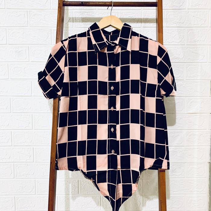 Gambar Kemeja wanita kotak fashion Blouse Ikat Atasan Style - Pink dari LisakimToko undefined Tokopedia