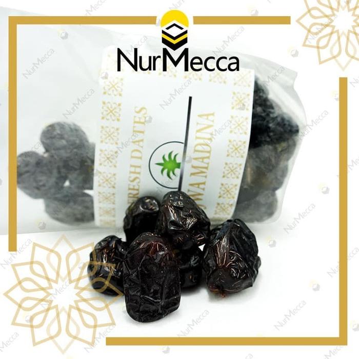 Gambar Kurma Ajwa 250 gr. Kurma Nabi. Oleh Oleh Haji - Standing Pouch dari Kurma NurMecca undefined Tokopedia