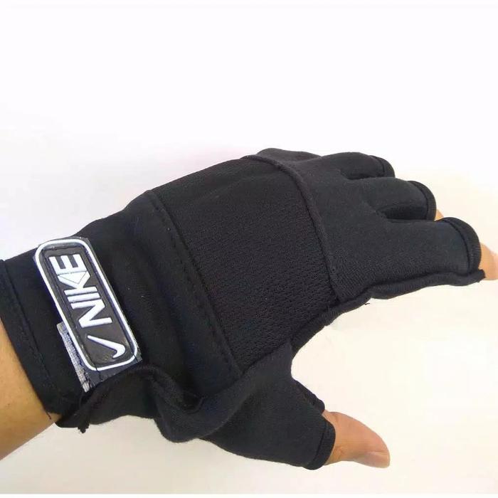 Gambar Sarung Tangan Motor Sepeda Gunung Fitness Nike Half Finger - NIKE dari VICTZU ACC undefined Tokopedia