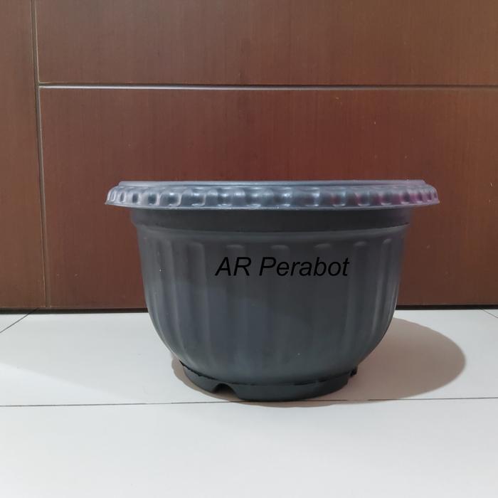 Gambar Pot Tanaman Bunga Plastik HITAM Kembang KECIL TANGGUNG BESAR Beeplast - TANGGUNG (28) dari AR Perabot Bekasi undefined Tokopedia