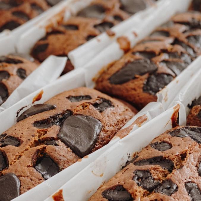 Gambar Banana Bread with Dark Chocolate - Tanpa A6 Card dari Lemon Inch undefined Tokopedia