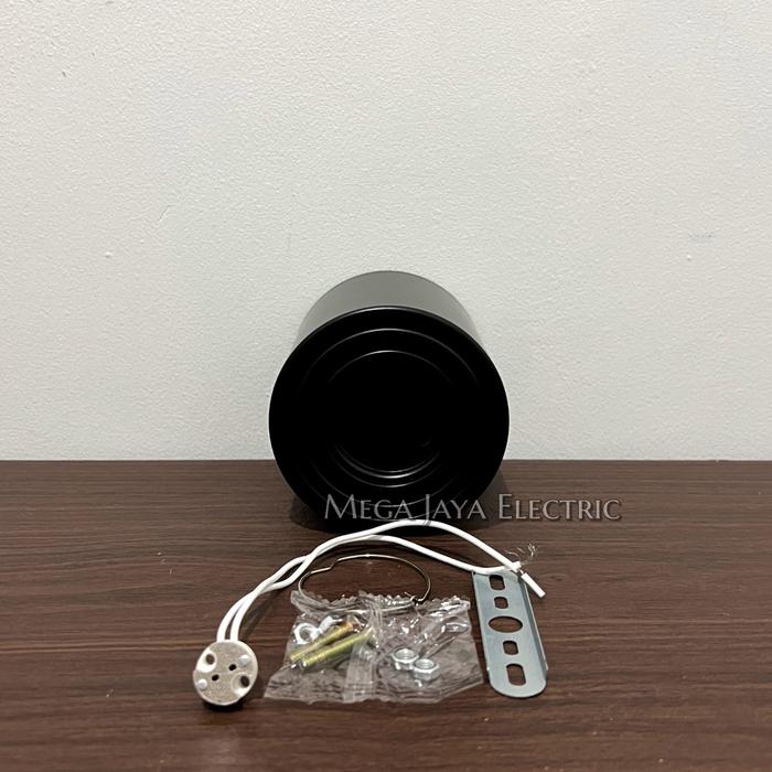 Gambar DOWNLIGHT OUTBOW BULAT FITTING MR16 / LAMPU PLAFON TEMPEL TERAS - Bodi Hitam dari mega jaya electric_NEW undefined Tokopedia