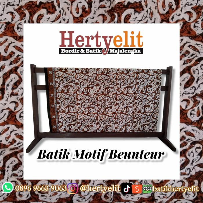 Gambar Batik Majalengka Kain 2 meter Bahan Katun Motif Beunteur Seragam - A, Semi Sutra dari hertyelit batik majalengka undefined Tokopedia