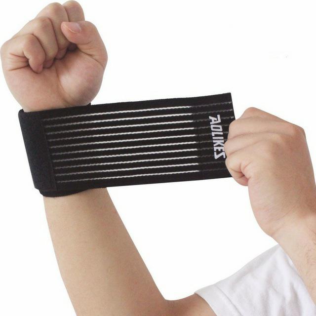 Gambar AOLIKES Pelindung Pergelangan Tangan WristBand Support Olahraga 1526 - Hitam dari Importasi undefined Tokopedia