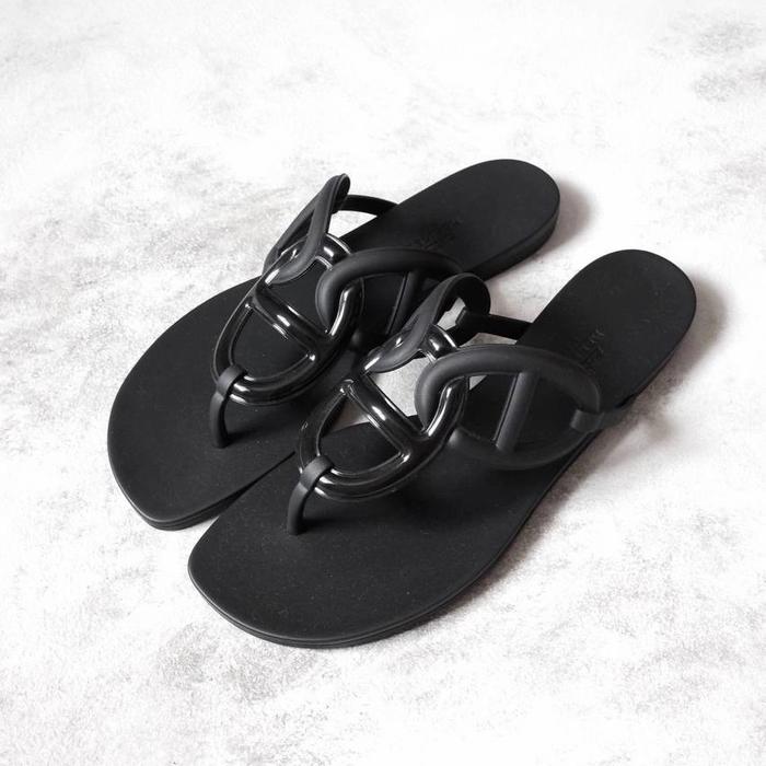 Gambar Hermes Jelly Sandal Egerie - Black dari Luxential undefined Tokopedia