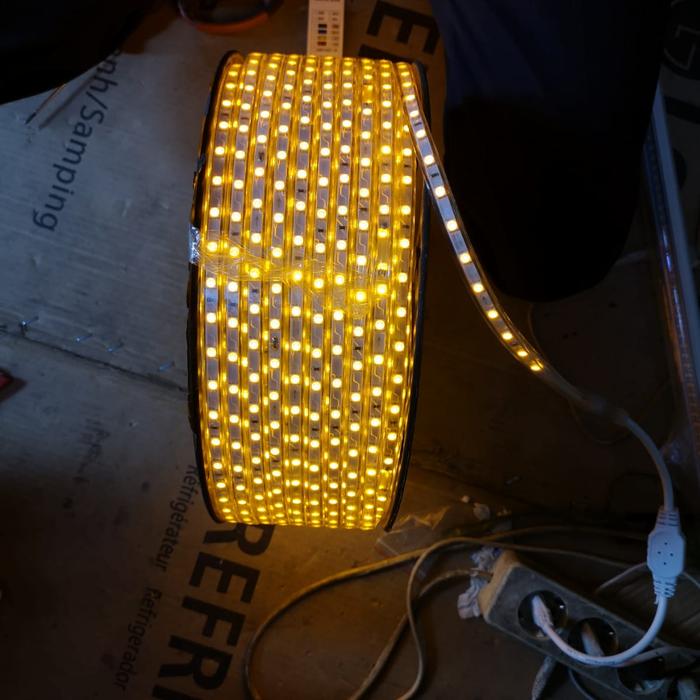Gambar 1 Roll Led strip 220V ( langsung listrik) - Kuning dari Sinar Listik undefined Tokopedia