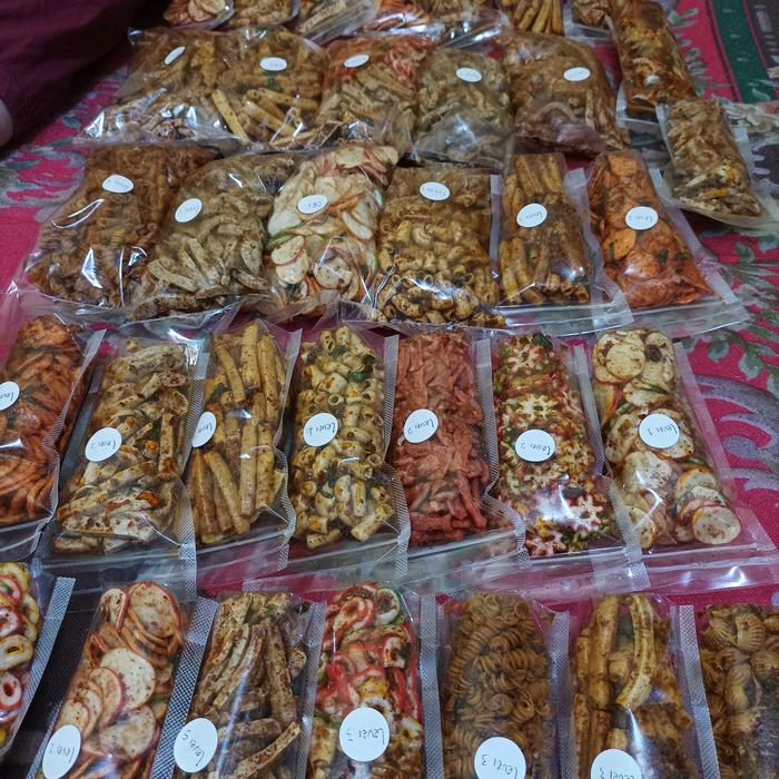 Gambar aneka Seblak kering bumbu rempah asli dari radian food undefined Tokopedia