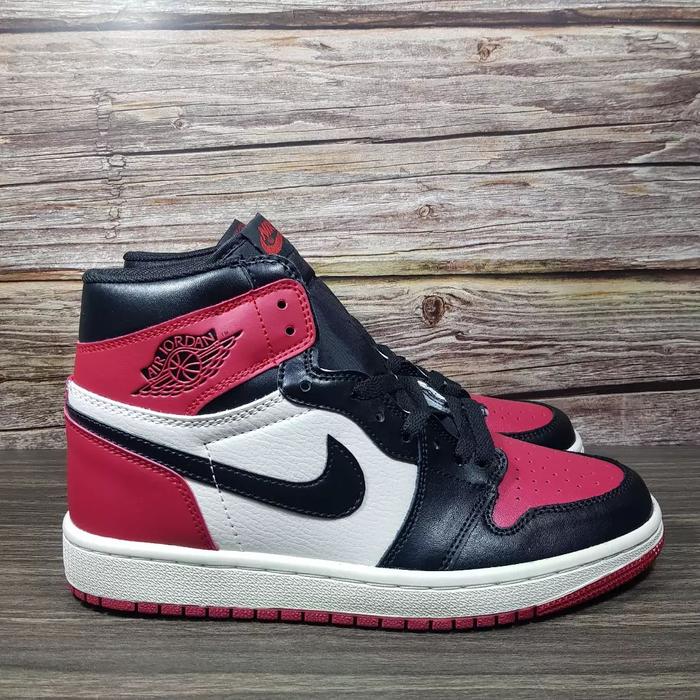 Sepatu Nike Air Jordan Bred Sepatu Basket Nike Air Jordan High