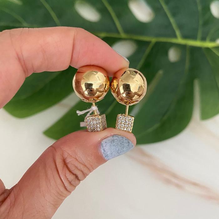 Gambar Anting Emas Giwang Fashion Zircon Sphere Cube Kadar 70% 6.6 Gram dari Toko Mas Internasional Bekasi undefined Tokopedia