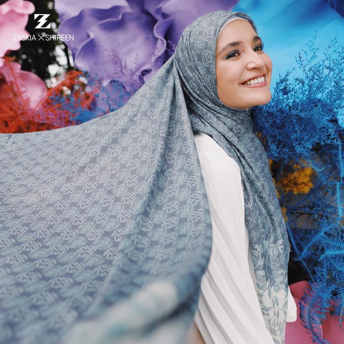 Gambar ZASKIA SUNGKAR X SHIREEN ZASHI ASMAA SCARF - Grey dari Zaskia Sungkar Jakarta undefined Tokopedia