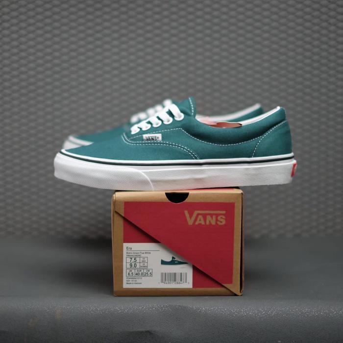 vans era bistro green
