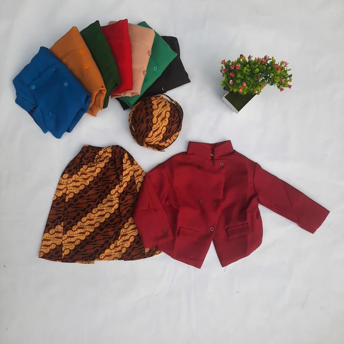 Gambar Beskap anak / baju adat anak / baju jawa anak/baju anak - maron, size Tk dari Afiyah Outfit undefined Tokopedia