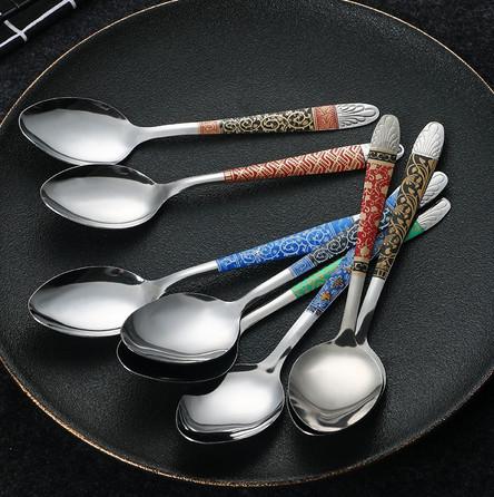 Gambar Paket Lengkap Spoon Sendok Makan Peralatan Dapur Unik Anti Karat 12pcs - Sendok 12 Pcs dari GebLegs undefined Tokopedia