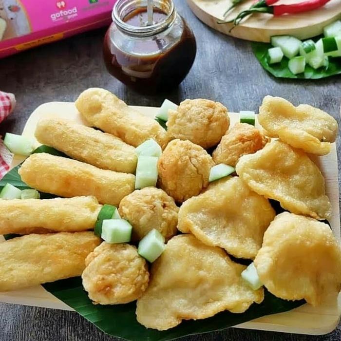 Gambar Pempek Palembang Ikan Kakap isi 10 pcs dari Pempek FinFin Sawangan undefined Tokopedia