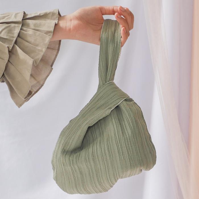 Gambar ZAEEDA Eid Al- Fitr Hampers 1443H - Sage Green dari Bake the Cookies undefined Tokopedia