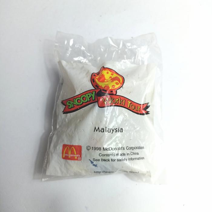 Gambar Happy Meal McDonald MCD Snoopy World Tour 1998 - Malaysia dari Kabbi Bada Toys undefined Tokopedia