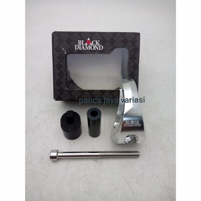Gambar Gantungan Cantolan Barang Model D Geser Ful CNC Universal BLACK DIAMON - silver dari Panca jaya variasi undefined Tokopedia