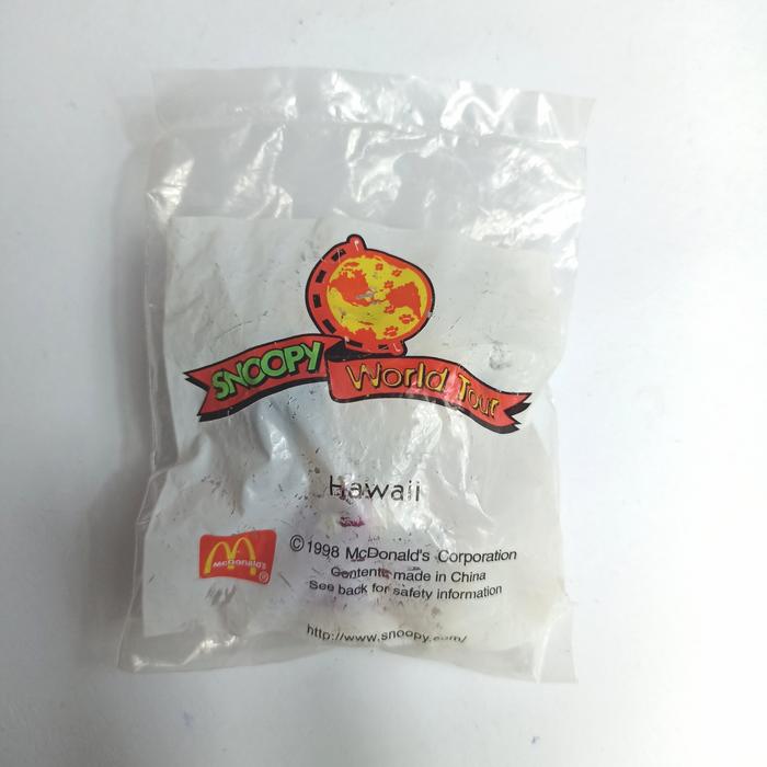 Gambar Happy Meal McDonald MCD Snoopy World Tour 1998 - Hawaii dari Kabbi Bada Toys Kab. Pamekasan Tokopedia