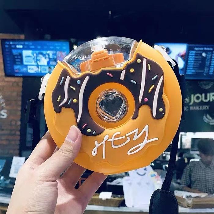 Gambar Botol Air Minum Portable Anak Bentuk Donat Dengan Sedotan dan Tali - BROWN dari mix acc888 undefined Tokopedia