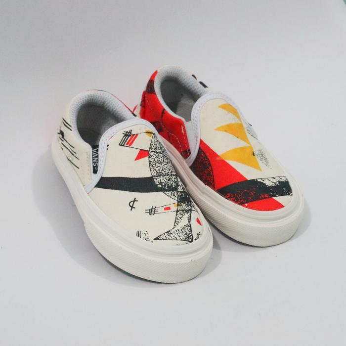 Gambar sepatu slip on anak anak vans moma sepatu kids vanz moma size 21-30 - cream, 23 dari sata store sneakers undefined Tokopedia