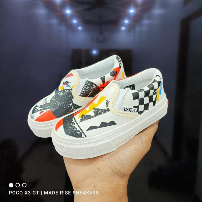 Gambar SEPATU ANAK PEREMPUAN VANS SLIPON X MOMA SIZE 16-35 - SLIPON MOMAKREM, 16-27 plih size dari MADE RISE STORE undefined Tokopedia