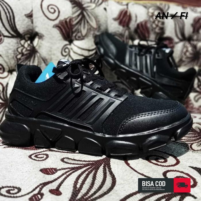 Gambar SEPATU SEKOLAH ADIDAS SNAEKERS CASUAL RUNNING SPORTY FULL HITAM - Hitam, 36 dari Juraganshoes99 undefined Tokopedia